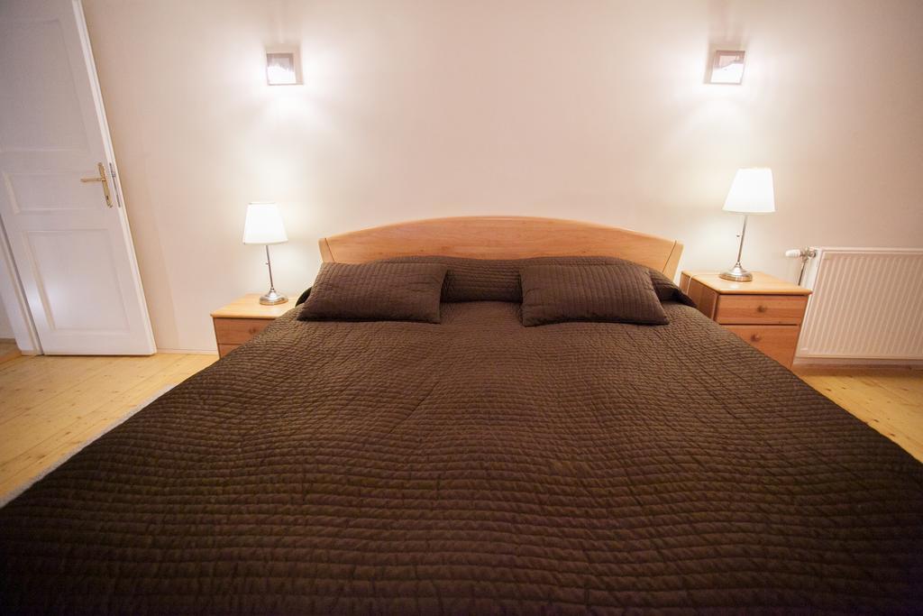 Agora Apartment Boedapest Buitenkant foto