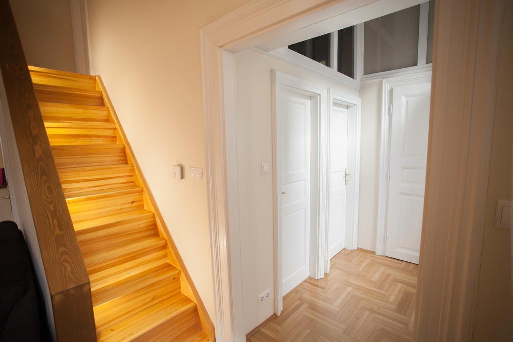 Agora Apartment Boedapest Buitenkant foto